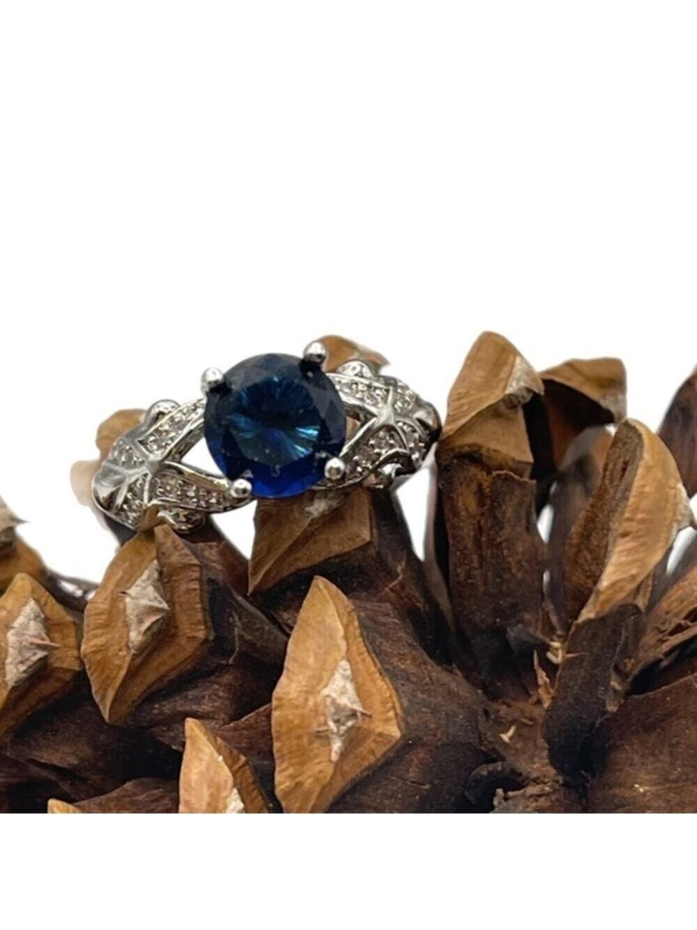 Sapphire Petite Blue Round CZ Polished Silver - NWT Size 5